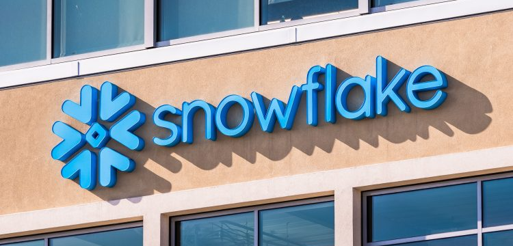 Snowflake paid $250 million to buy Crunchy Data!